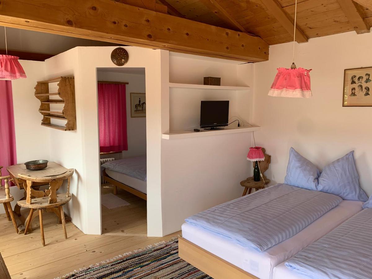 Hotel Haus am Waldrand Flims Exterior foto