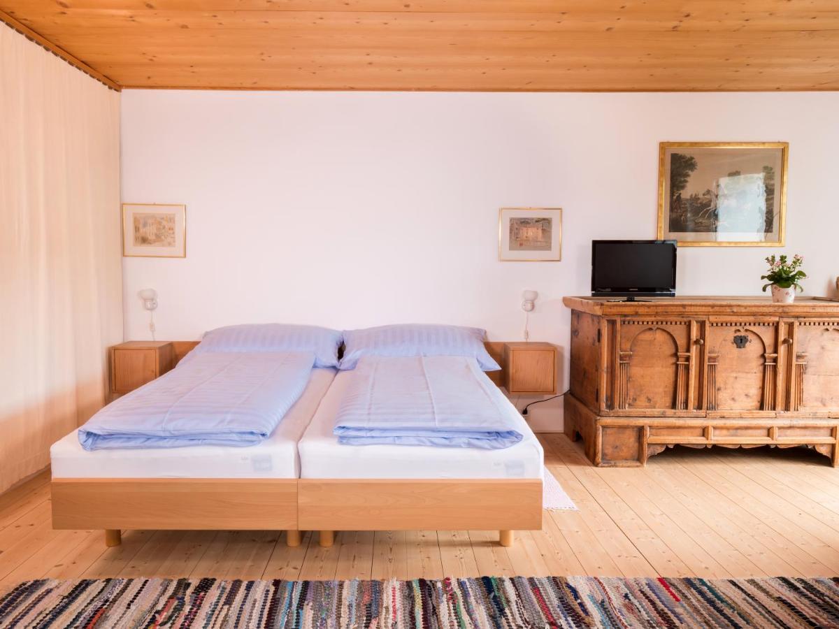 Hotel Haus am Waldrand Flims Exterior foto